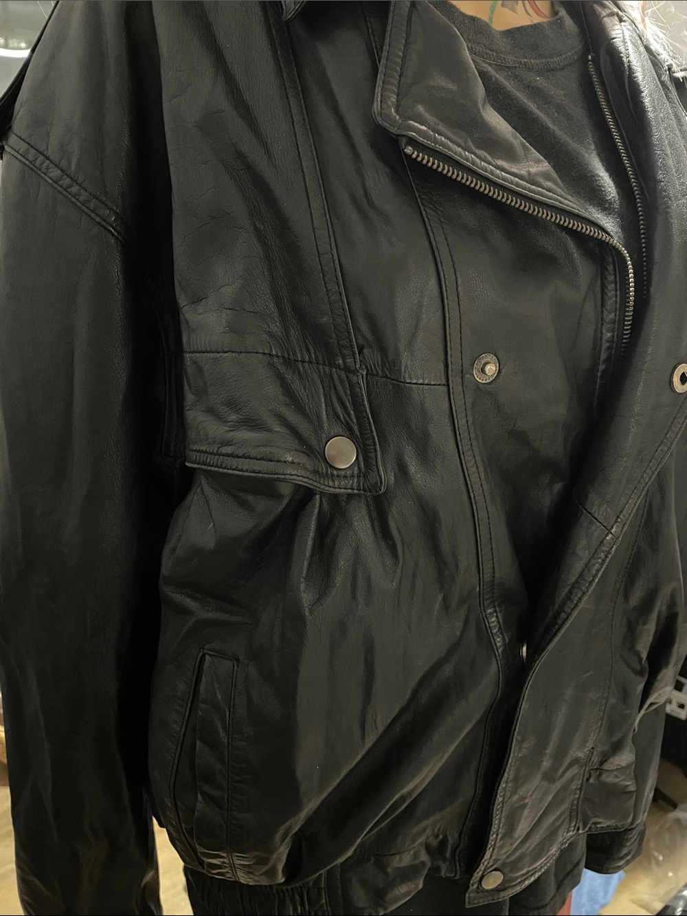 Black Leather Biker Jacket - Women's Classic Moto Style - Picture 2 of 8
